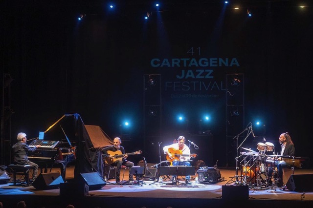 LATIN JAZZ TRIO — Mario Parmisano