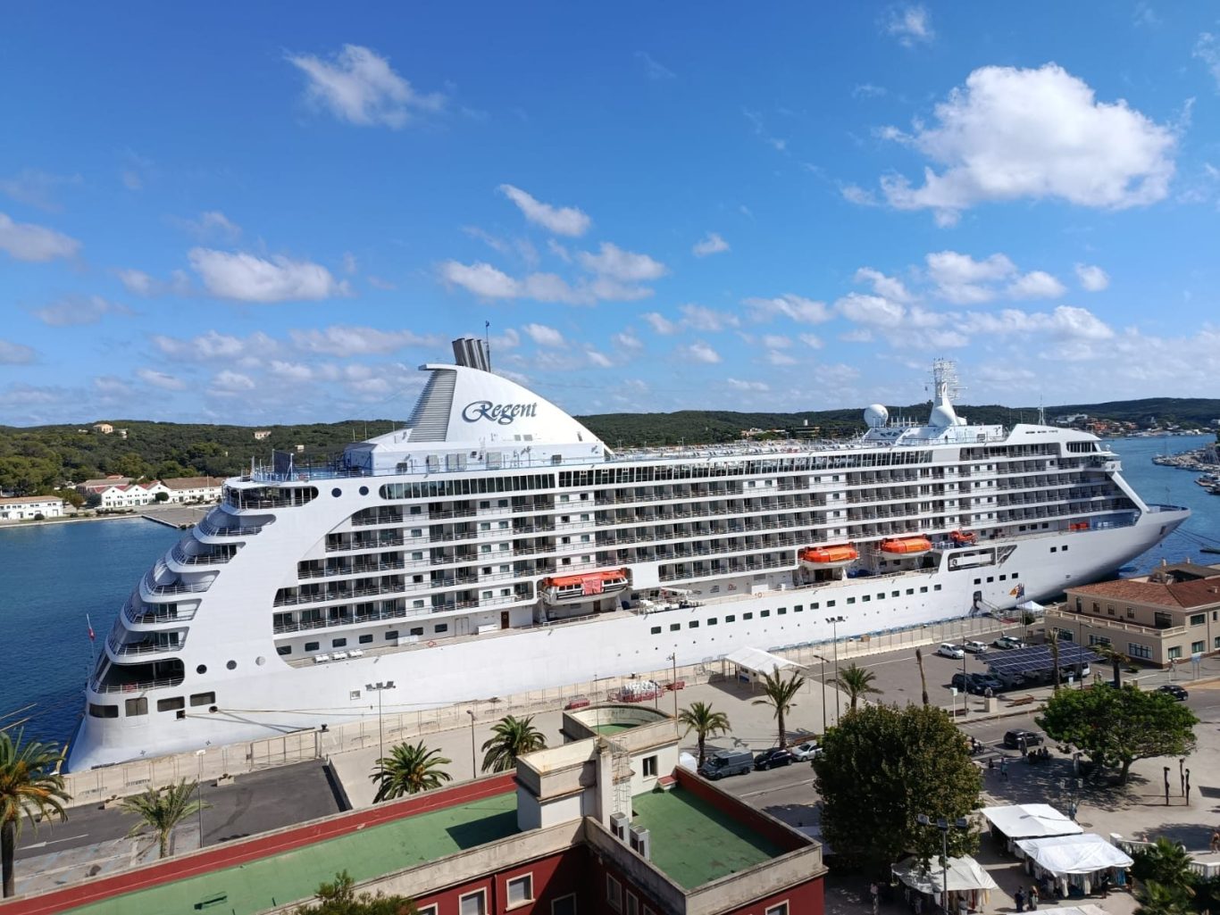 Regent Seven Seas cruise ship